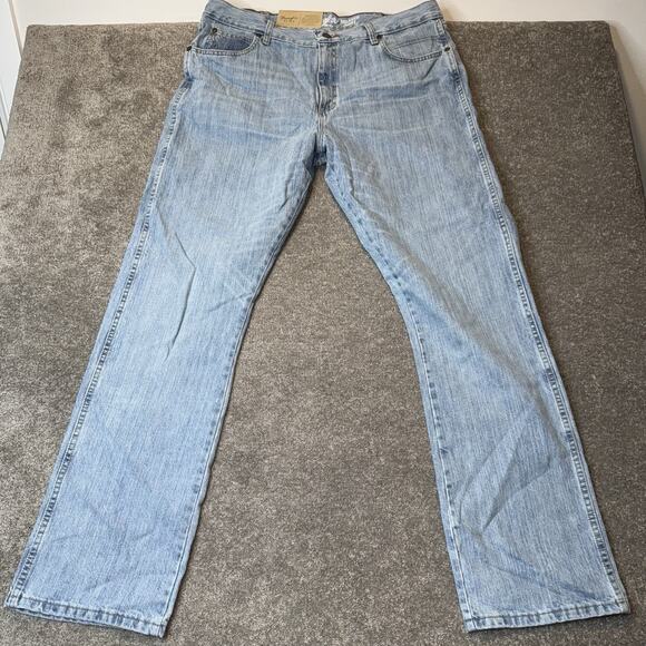 Wrangler Retro Relaxed Boot Jeans Mens 38x36 Light Wash Denim Western Fit Cowboy